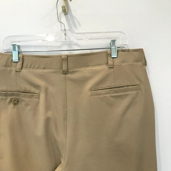 Ben Hogan Men's Flat Front 10 inch Golf Shorts in Tan Sz 38 Activewear Tennis - Picture 7 of 15
